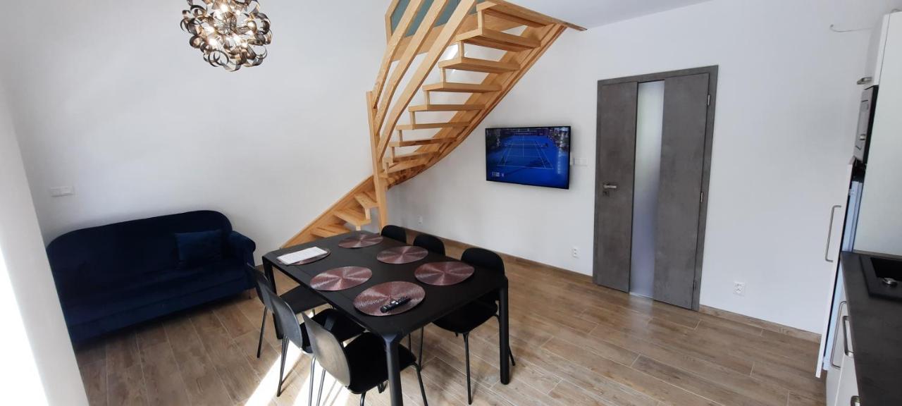 Apartmany Aktiv Lipno リプノ・ナト・ヴルタヴォウ エクステリア 写真