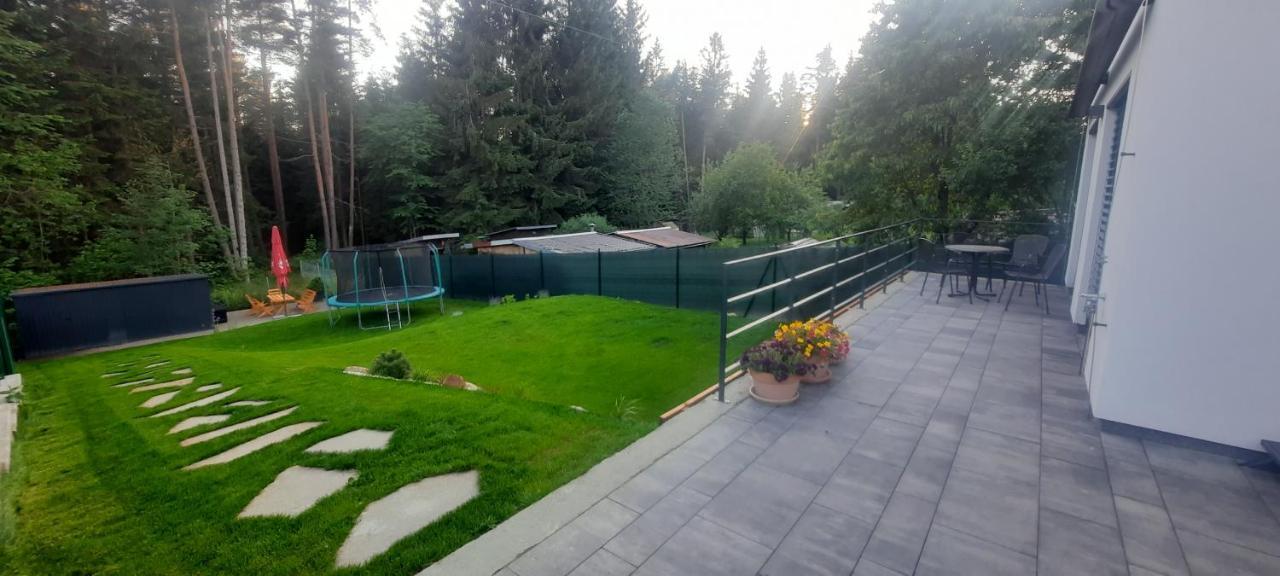 Apartmany Aktiv Lipno リプノ・ナト・ヴルタヴォウ エクステリア 写真