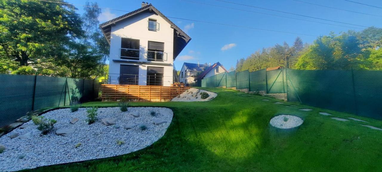 Apartmany Aktiv Lipno リプノ・ナト・ヴルタヴォウ エクステリア 写真